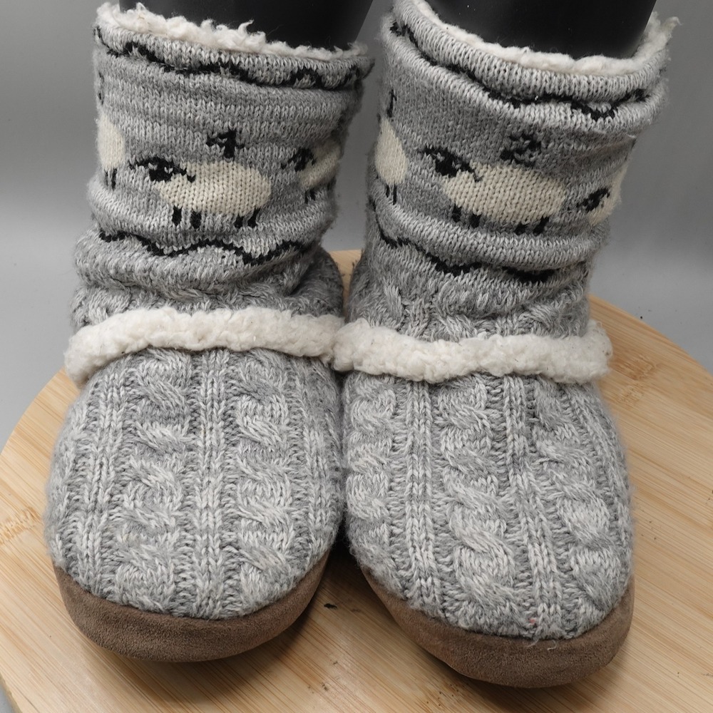 Muk Luks Womens Medium 7-8 Grey Cable Knit Sheep Slipper Boots Cozy Warm - Picture 2 of 9